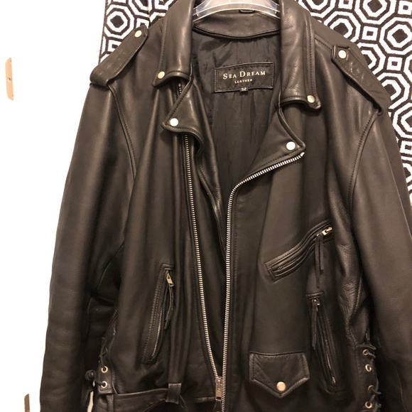 Classic Motorcycle Jacket - Picture 3 of 8